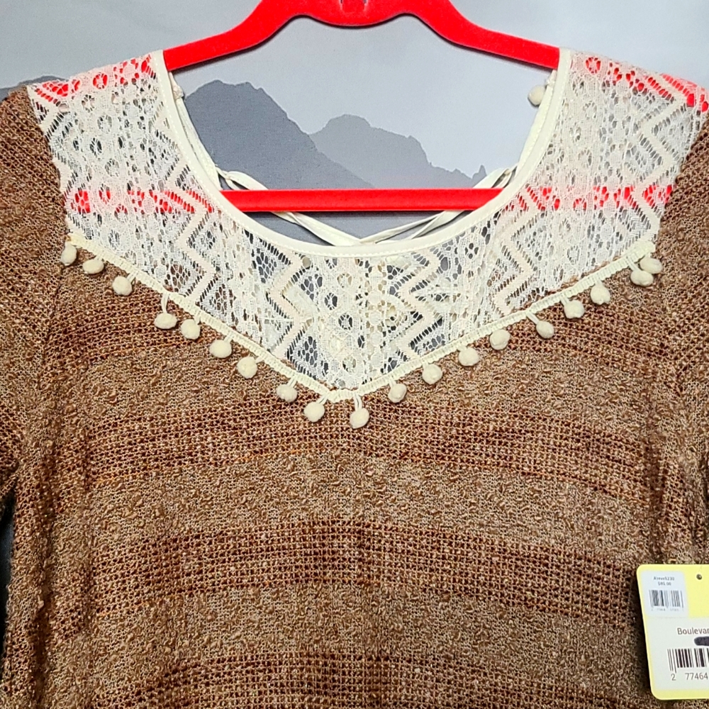 A'Reve blouse NWT